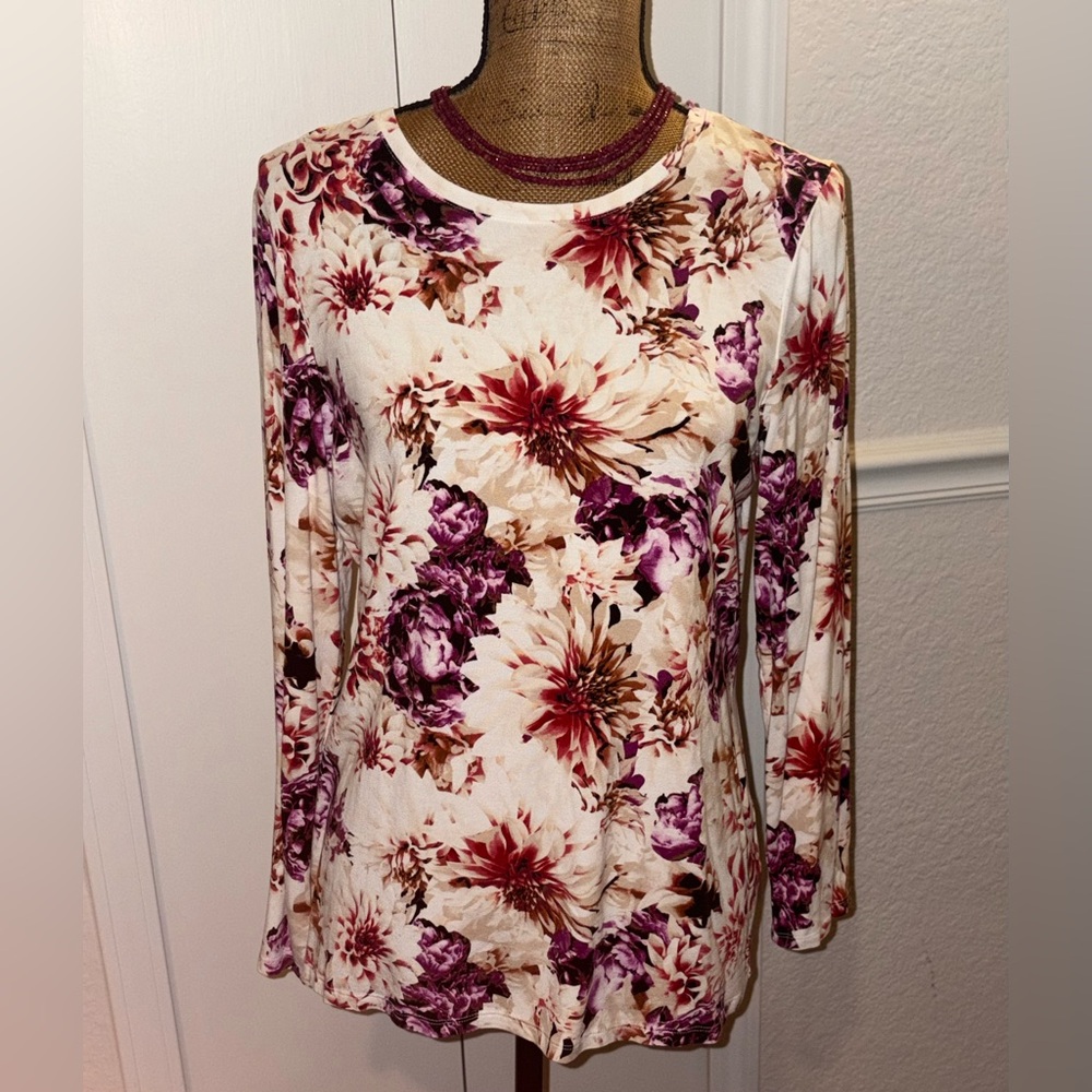 Chico's Touch Of Cool Jersey Knit Wild Floral Layering T-Shirt Size 2 Large - Picture 4 of 8